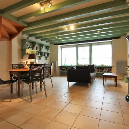 Semesterbostad Saint-beauzire, 3 Pieces, 4 Personnes - Fr-1-582-9 Saint-Beauzire (Haute-Loire)